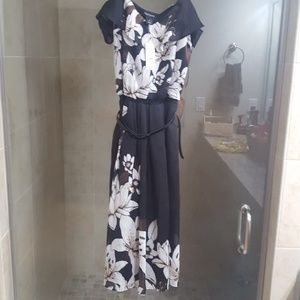 White House Black Market  Size 8 Black Sundress